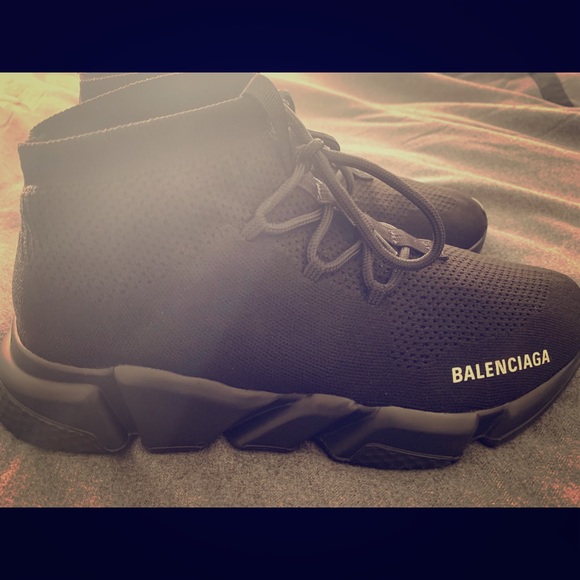 Shoes - Picture 1 of 8